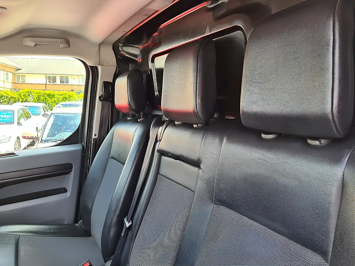 Used 2022 Vauxhall Vivaro Dynamic L2H1 Moonstone Grey - Interior and Exterior details 12