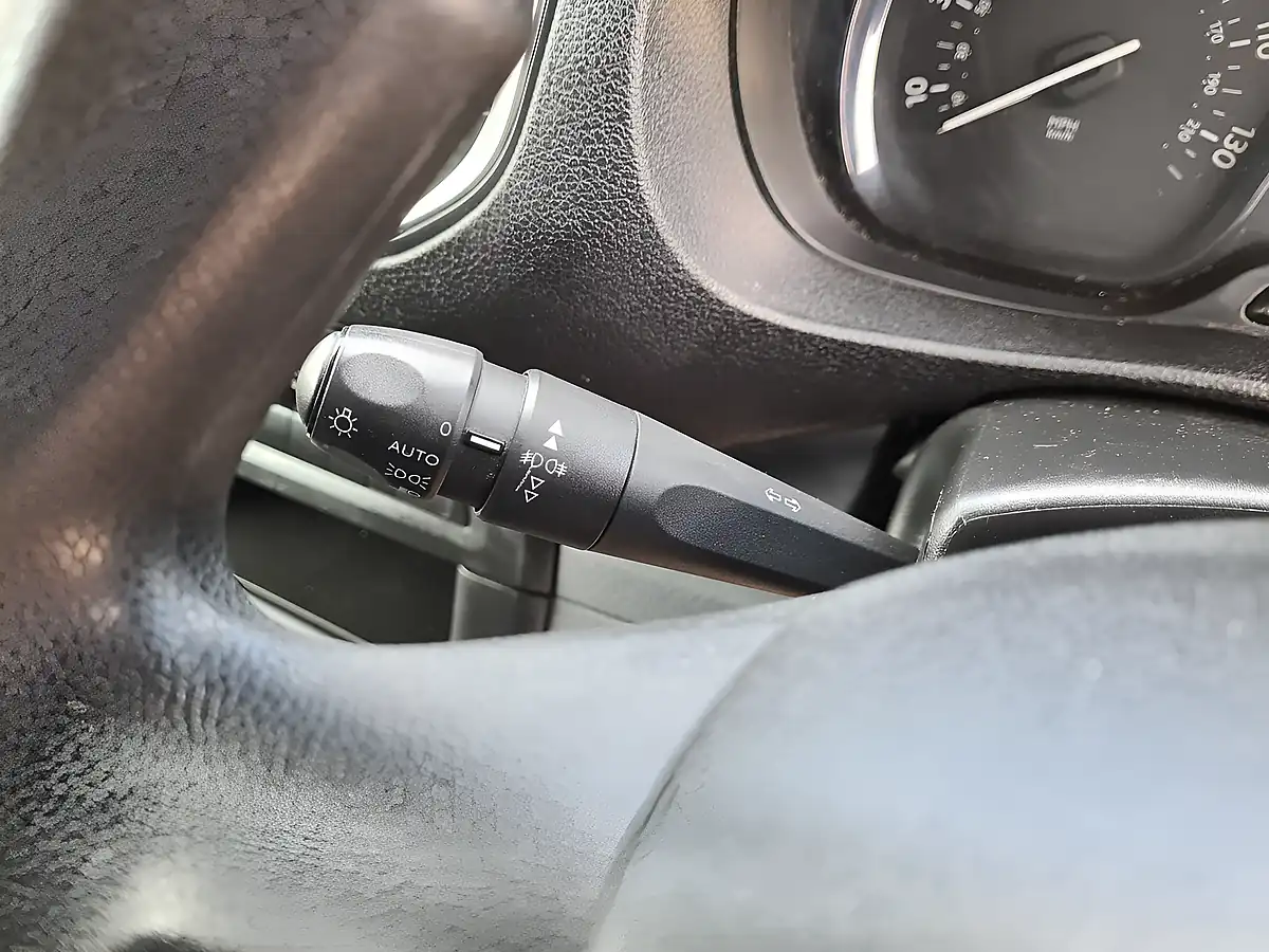 Used 2022 Vauxhall Vivaro Dynamic L2H1 Moonstone Grey - Interior and Exterior details 18