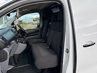 Used 2022 Vauxhall Vivaro Dynamic Lwb L2 H1 White - Interior and Exterior details 14