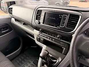 Used 2022 Vauxhall Vivaro Dynamic Lwb L2 H1 White - Interior and Exterior details 20