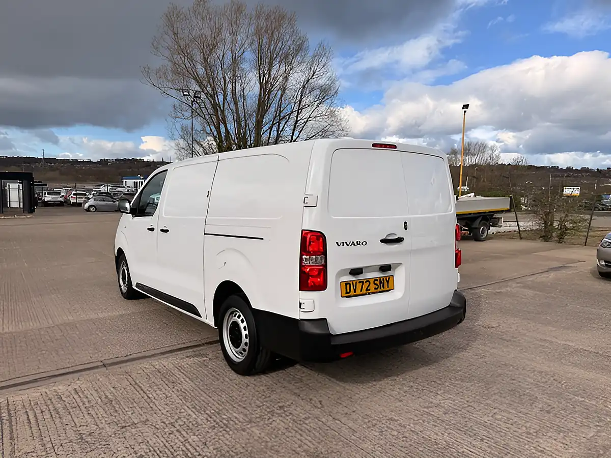 Used 2022 Vauxhall Vivaro Dynamic Lwb L2 H1 White - Interior and Exterior details 7