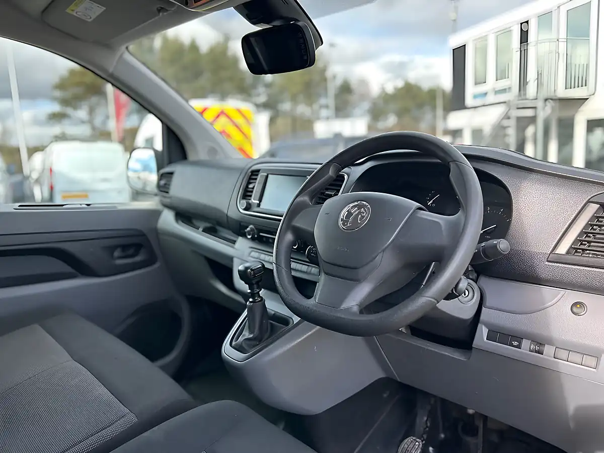 Used 2022 Vauxhall Vivaro Dynamic Panel Van White - Interior and Exterior details 16