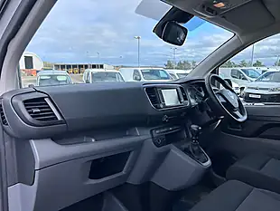 Used 2022 Vauxhall Vivaro Dynamic Panel Van White - Interior and Exterior details 17