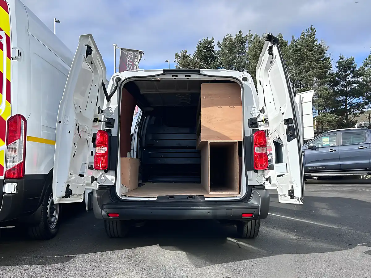 Used 2022 Vauxhall Vivaro Dynamic Panel Van White - Interior and Exterior details 6