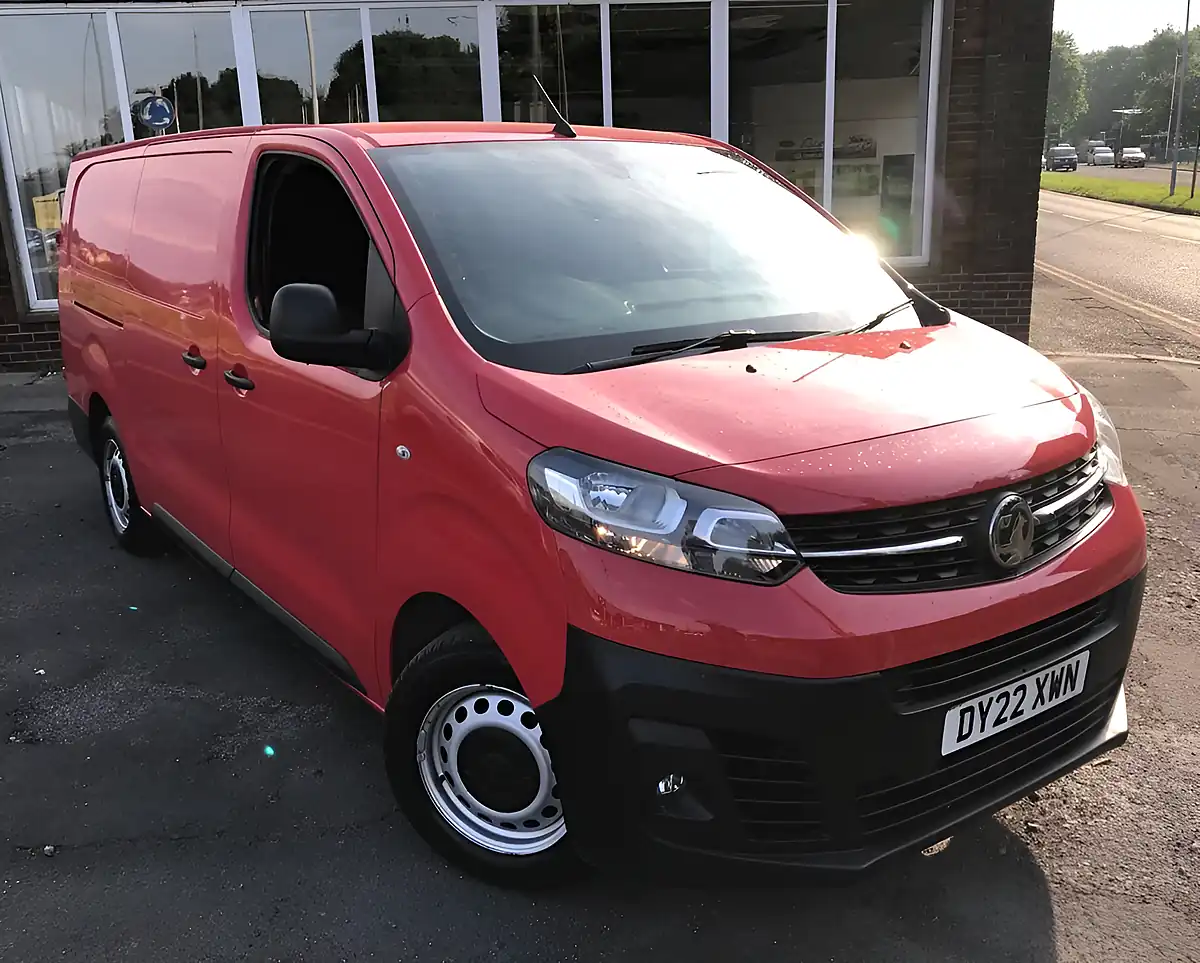 Used 2022 Vauxhall Vivaro Dynamic Red - Interior and Exterior details 19