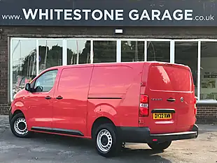 Used 2022 Vauxhall Vivaro Dynamic Red - Interior and Exterior details 6