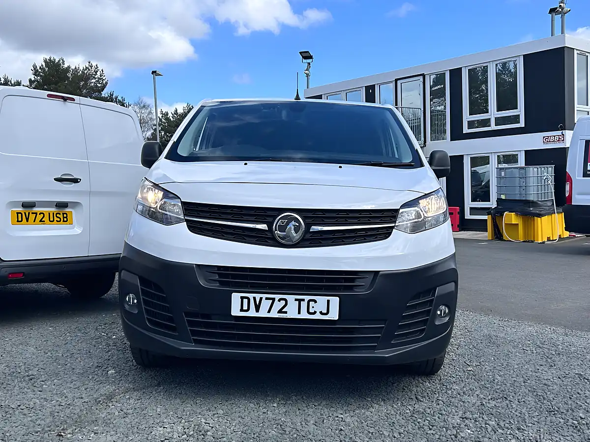 Used 2022 Vauxhall Vivaro Dynamic White - Interior and Exterior details 10