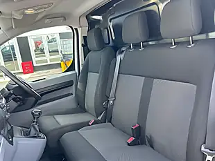 Used 2022 Vauxhall Vivaro Dynamic White - Interior and Exterior details 12