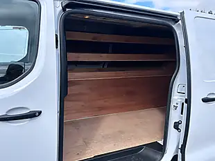 Used 2022 Vauxhall Vivaro Dynamic White - Interior and Exterior details 15