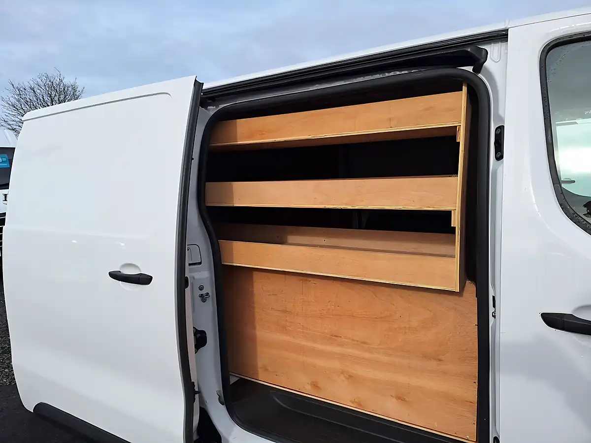 Used 2022 Vauxhall Vivaro Dynamic White - Interior and Exterior details 3