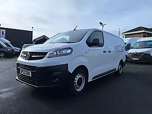 Used 2022 Vauxhall Vivaro Dynamic White - Interior and Exterior details 7