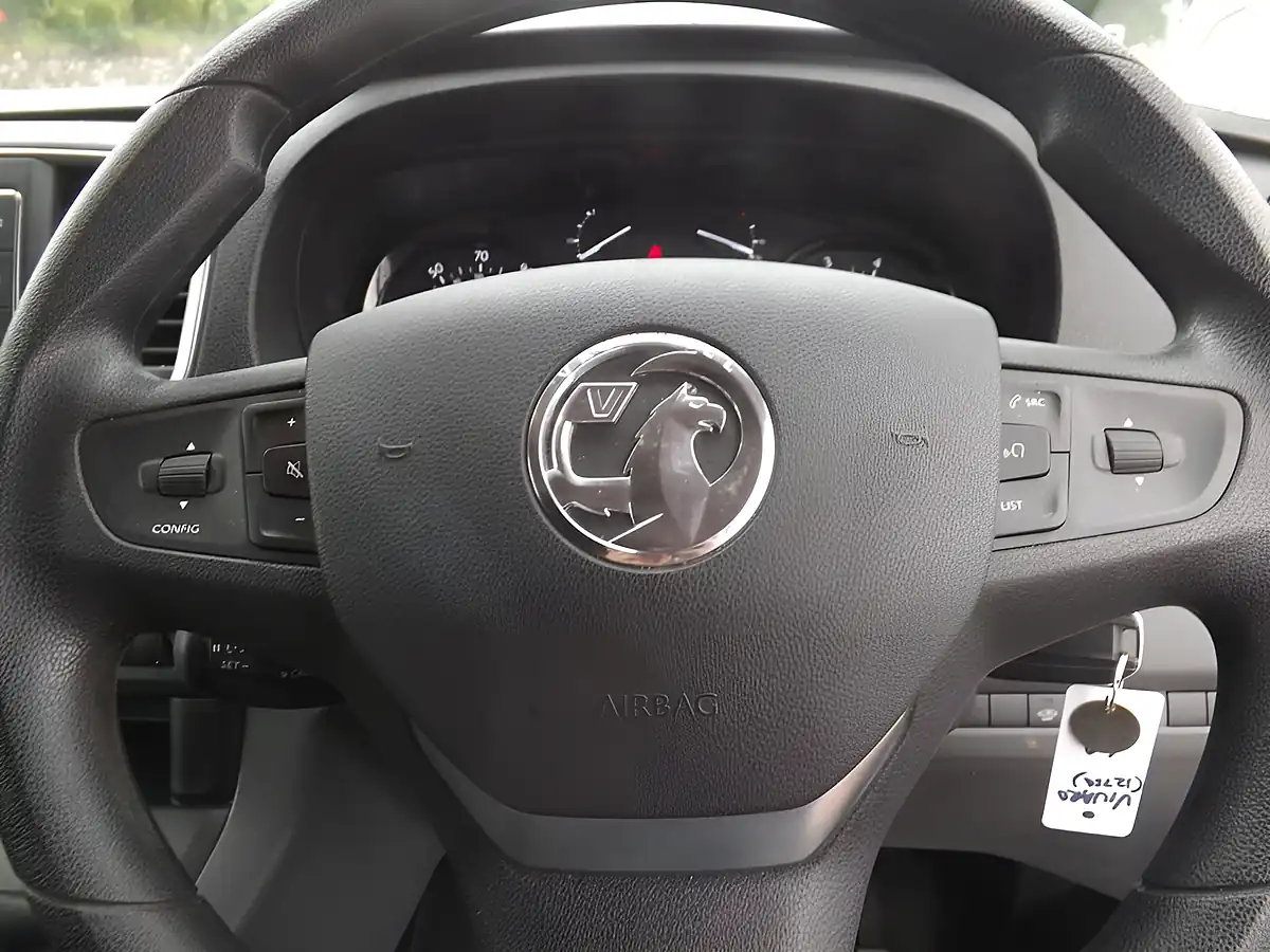 Used 2022 Vauxhall Vivaro Dynamic White - Interior and Exterior details 20