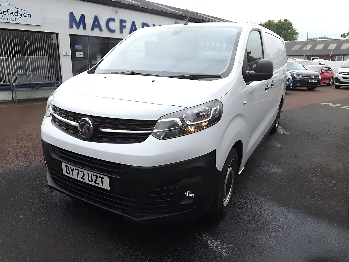 Used 2022 Vauxhall Vivaro Dynamic White - Interior and Exterior details 3