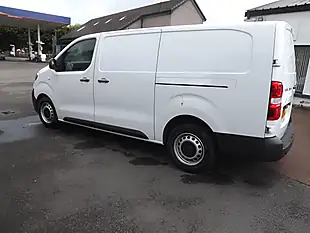 Used 2022 Vauxhall Vivaro Dynamic White - Interior and Exterior details 4