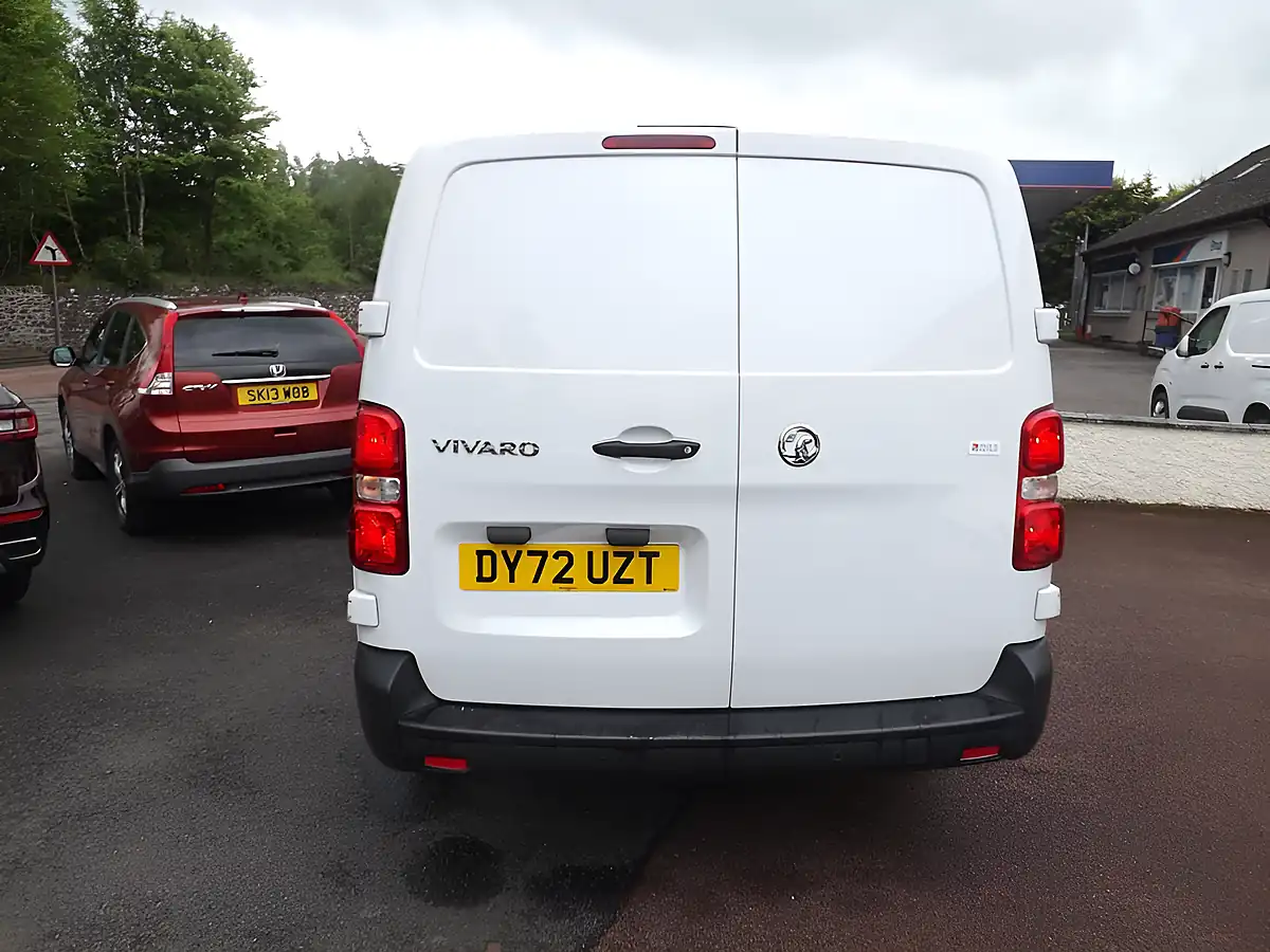 Used 2022 Vauxhall Vivaro Dynamic White - Interior and Exterior details 5