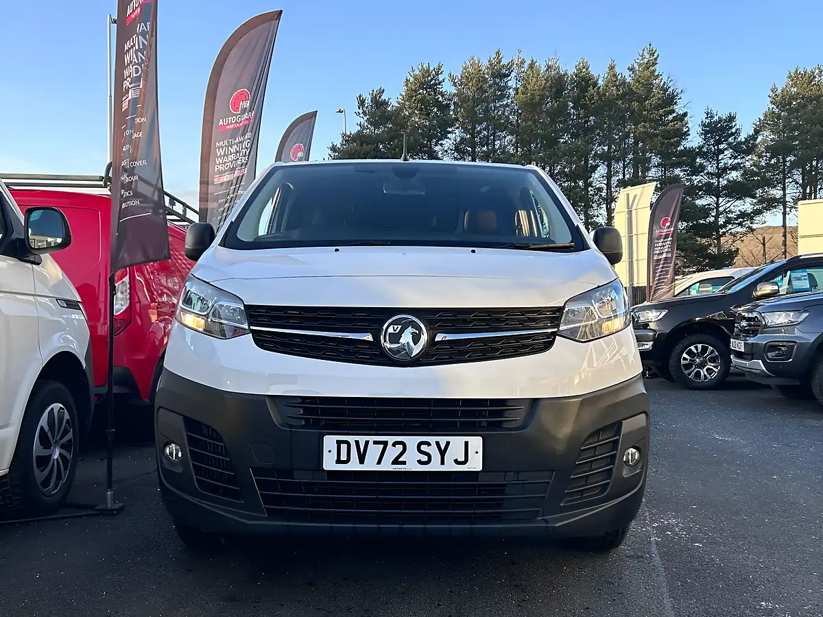 Used 2022 Vauxhall Vivaro Dynamic White - Interior and Exterior details 10