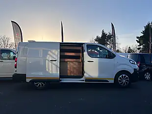 Used 2022 Vauxhall Vivaro Dynamic White - Interior and Exterior details 14