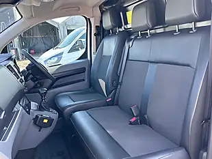 Used 2022 Vauxhall Vivaro Dynamic White - Interior and Exterior details 12