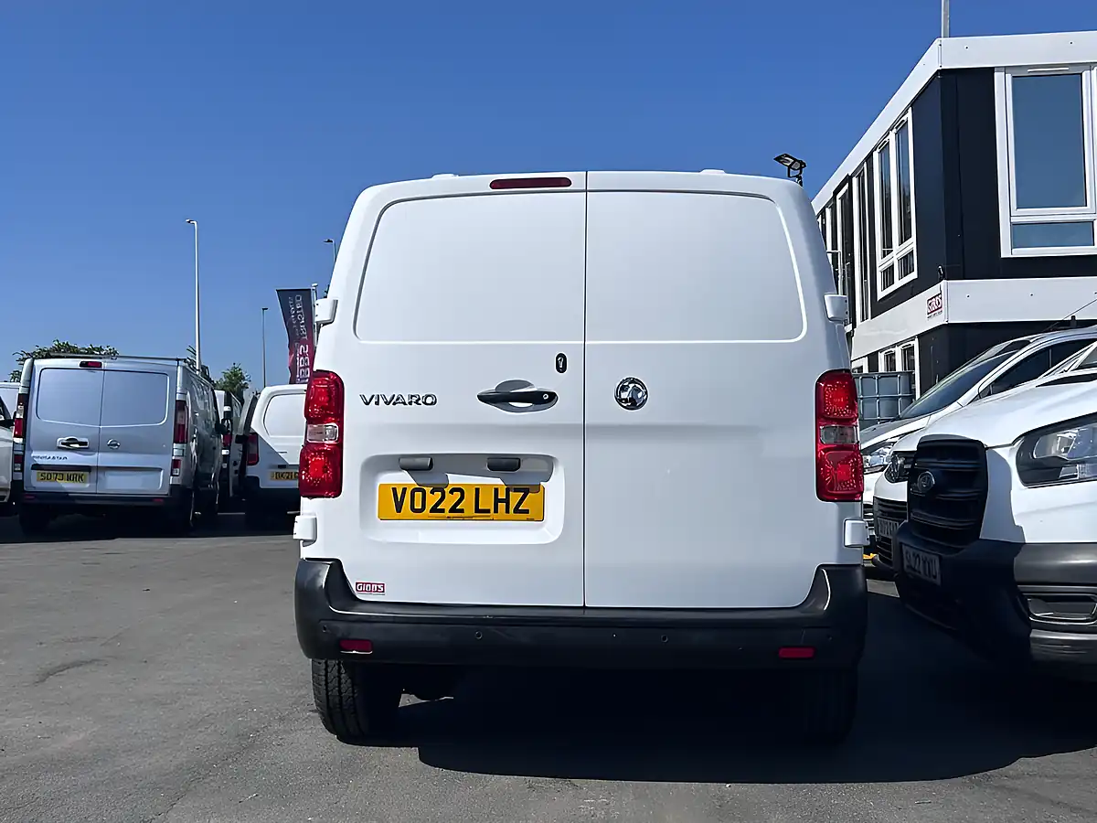Used 2022 Vauxhall Vivaro Dynamic White - Interior and Exterior details 4