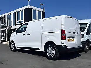 Used 2022 Vauxhall Vivaro Dynamic White - Interior and Exterior details 6