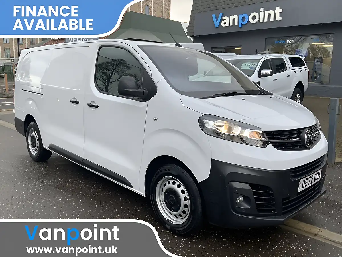 Used 2022 Vauxhall Vivaro Dynamic White - Front View