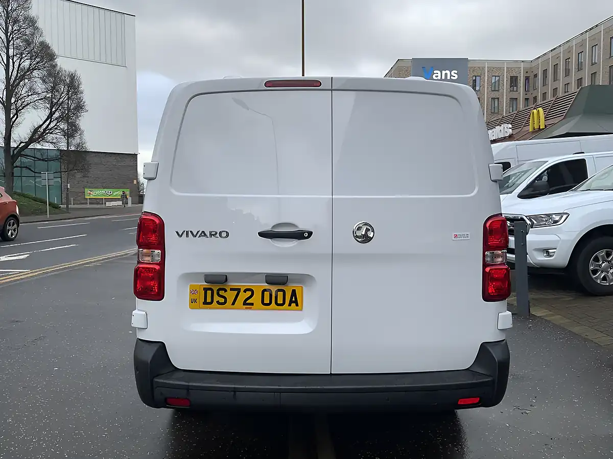 Used 2022 Vauxhall Vivaro Dynamic White - Interior and Exterior details 5