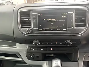 Used 2022 Vauxhall Vivaro Dynamic White - Interior and Exterior details 12
