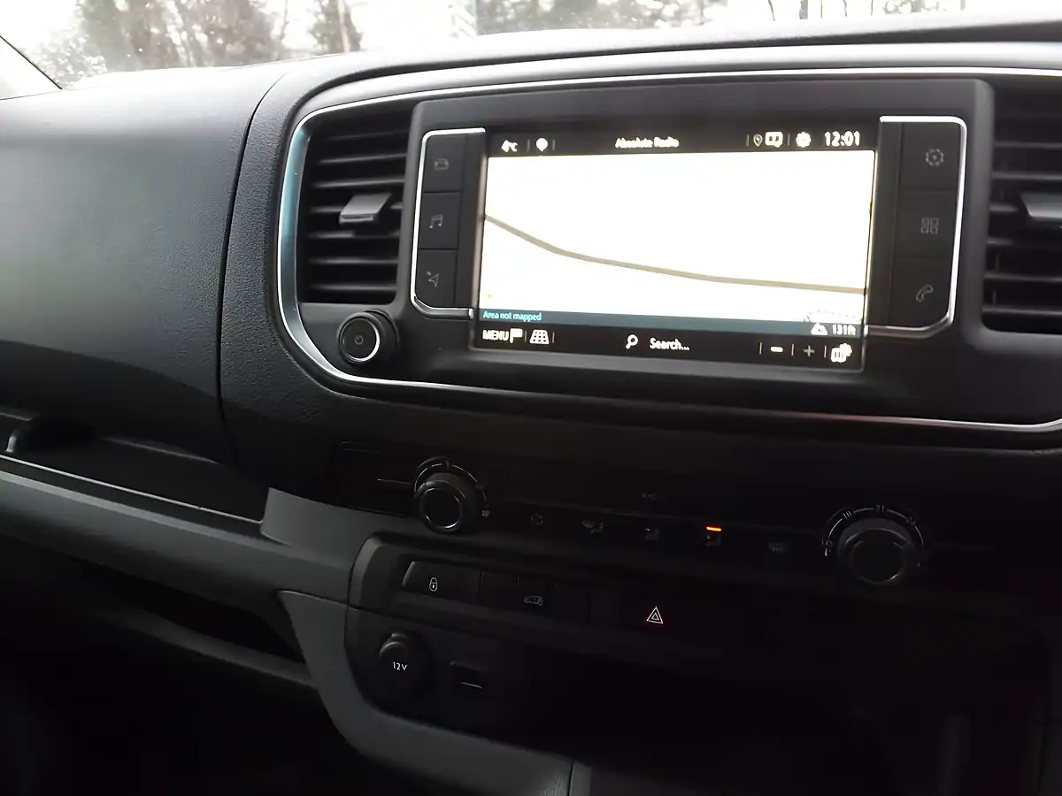 Used 2022 Vauxhall Vivaro Dynamic White - Interior and Exterior details 16