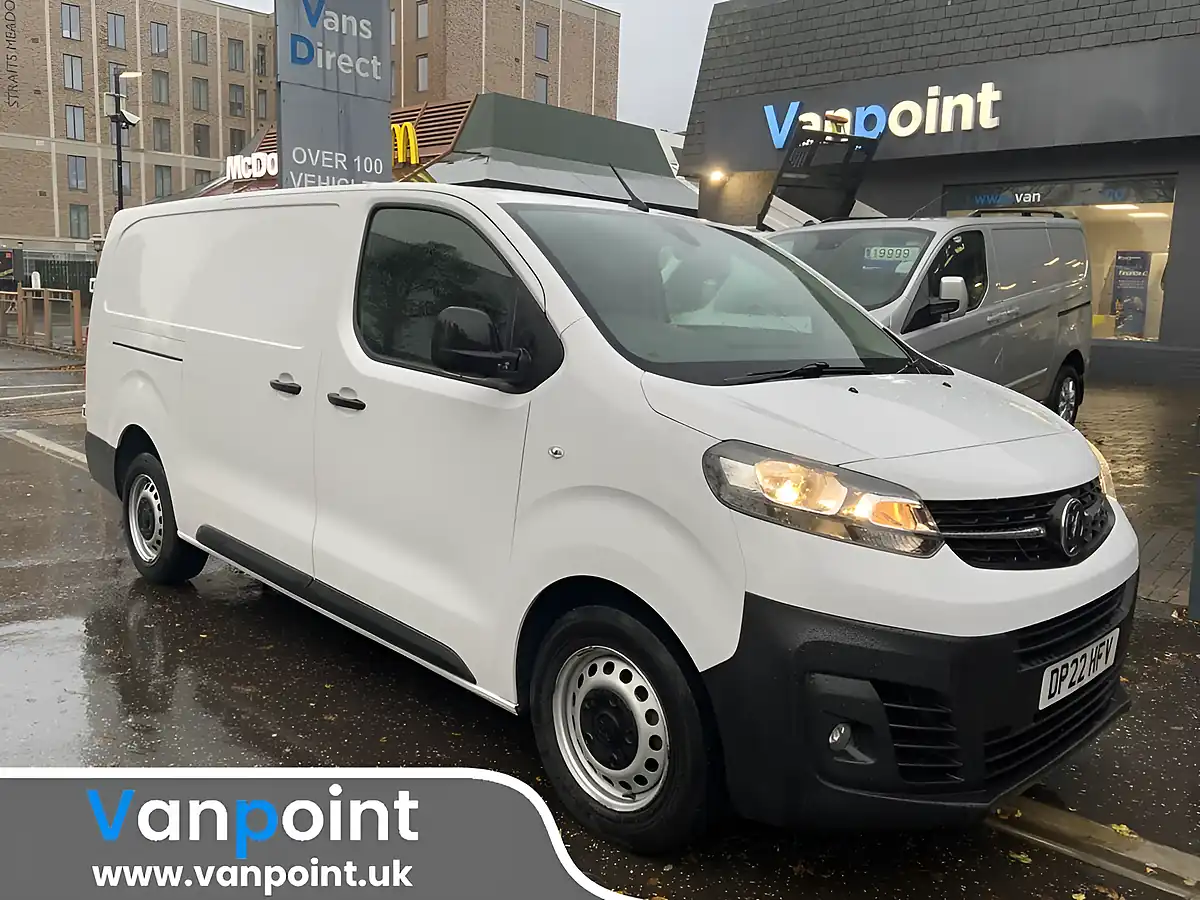 Used 2022 Vauxhall Vivaro Dynamic White - Front View