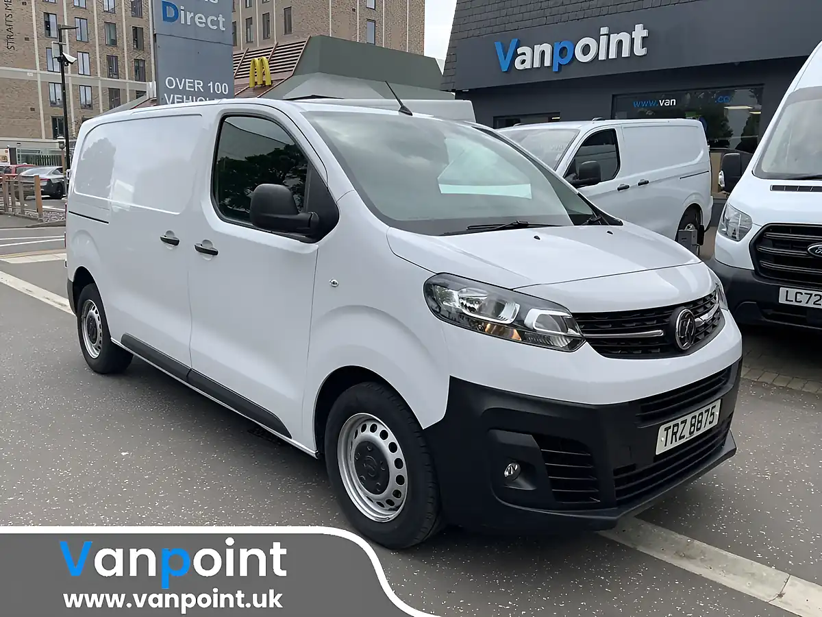 Used 2022 Vauxhall Vivaro Dynamic White - Front View