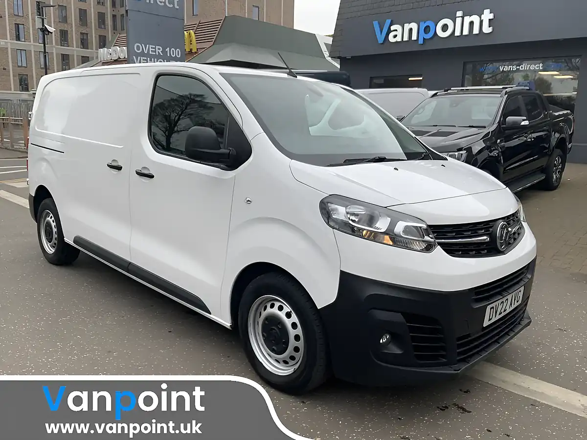 Used 2022 Vauxhall Vivaro Dynamic White - Front View
