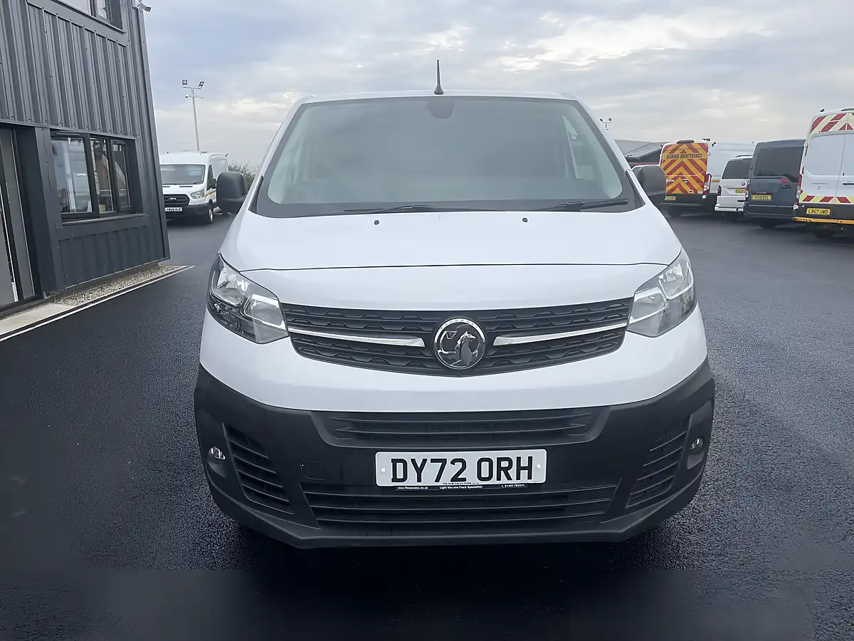 Used 2022 Vauxhall Vivaro Dynamic White - Interior and Exterior details 2