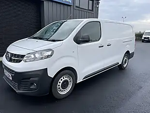 Used 2022 Vauxhall Vivaro Dynamic White - Interior and Exterior details 3