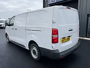 Used 2022 Vauxhall Vivaro Dynamic White - Interior and Exterior details 4