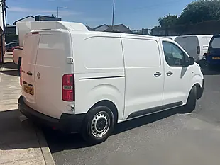 Used 2022 Vauxhall Vivaro Dynamic White - Interior and Exterior details 3