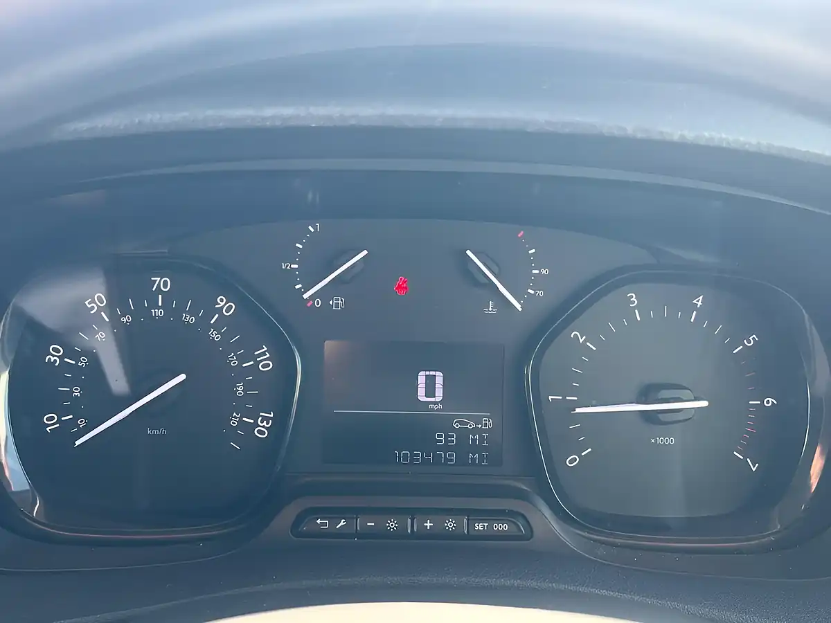 Used 2022 Vauxhall Vivaro Dynamic White - Interior and Exterior details 6