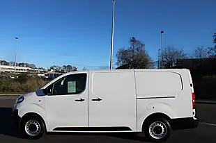 Used 2022 Vauxhall Vivaro Dynamic White - Interior and Exterior details 2