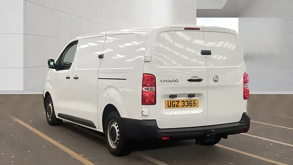 Used 2022 Vauxhall Vivaro Dynamic White - Interior and Exterior details 3