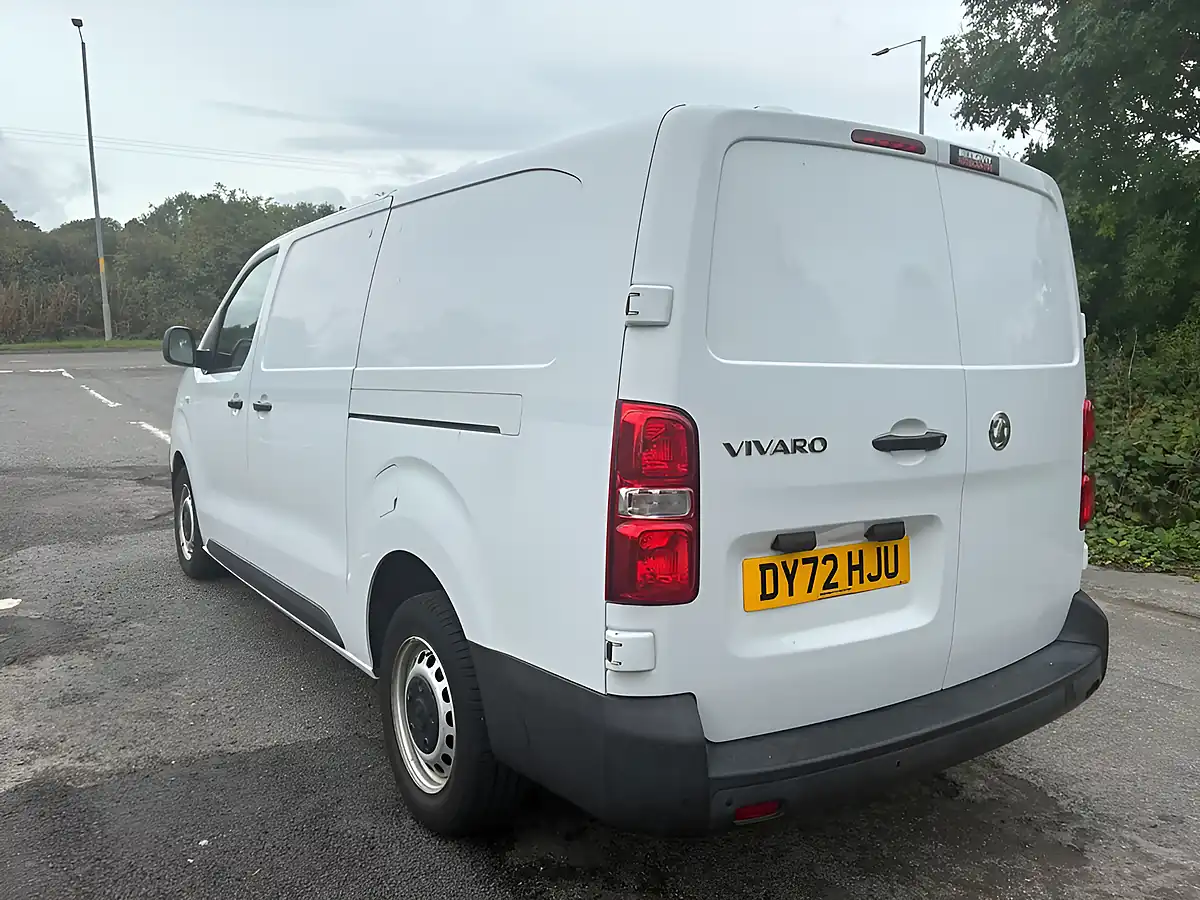 Used 2022 Vauxhall Vivaro Dynamic White - Interior and Exterior details 4