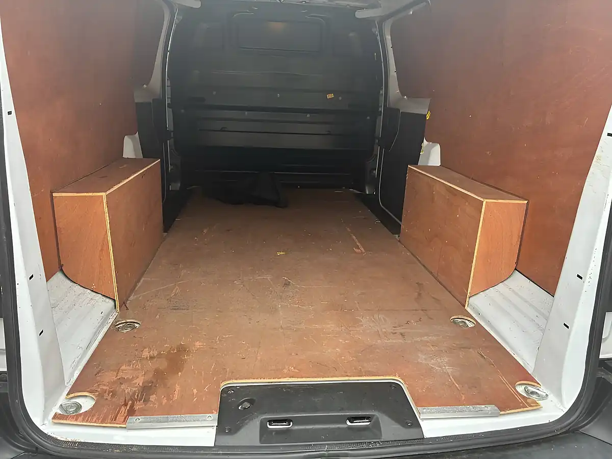 Used 2022 Vauxhall Vivaro Dynamic White - Interior and Exterior details 7