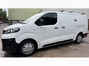 Used 2022 Vauxhall Vivaro Dynamic White - Interior and Exterior details 11