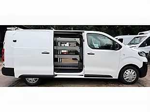 Used 2022 Vauxhall Vivaro Dynamic White - Interior and Exterior details 18