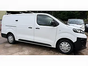 Used 2022 Vauxhall Vivaro Dynamic White - Interior and Exterior details 4