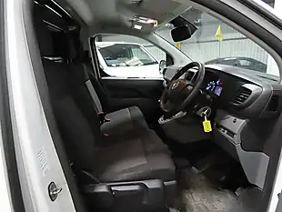 Used 2022 Vauxhall Vivaro Dynamic White - Interior and Exterior details 10