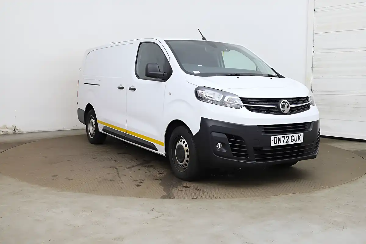 Used 2022 Vauxhall Vivaro Dynamic White - Interior and Exterior details 2