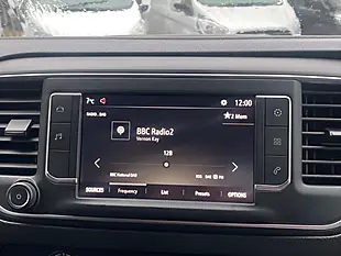 Used 2022 Vauxhall Vivaro Dynamic White - Interior and Exterior details 12