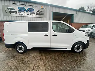 Used 2022 Vauxhall Vivaro Dynamic White - Interior and Exterior details 18