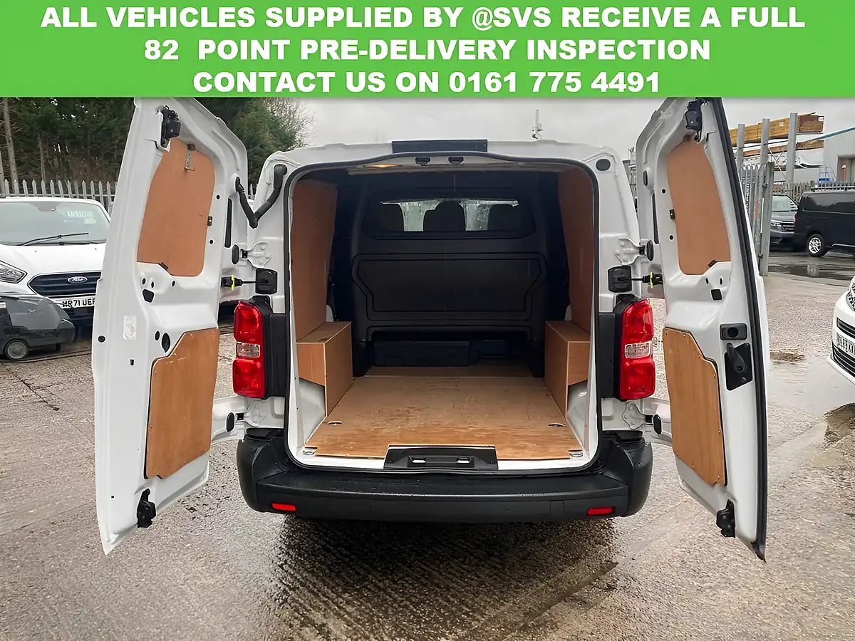 Used 2022 Vauxhall Vivaro Dynamic White - Interior and Exterior details 4