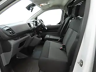 Used 2022 Vauxhall Vivaro Dynamic White - Interior and Exterior details 11