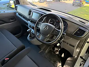 Used 2022 Vauxhall Vivaro Dynamic White - Interior and Exterior details 10